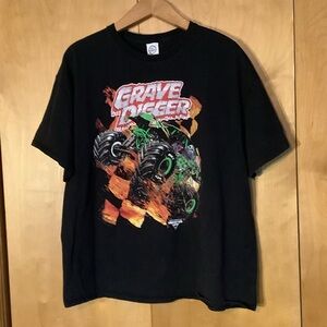 Grave Digger Monster Jam Tshirt, size XL